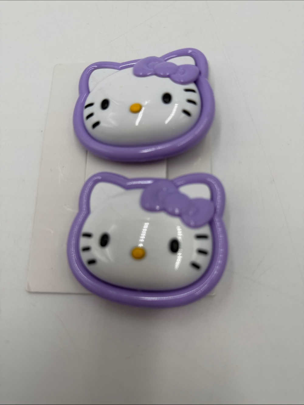 2 Hello Kitty  Hair Clips in Lavender
